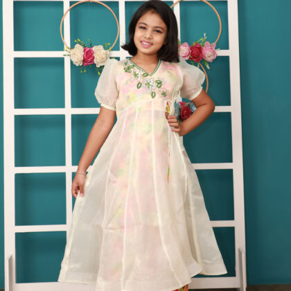 White Cape Wid Printed Pallazo Set