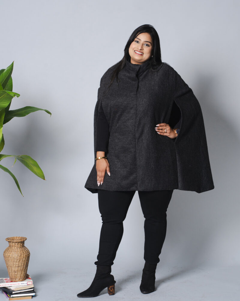 Smoky Black Cloak Overcoat - Image 3