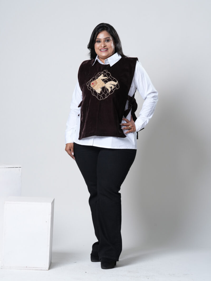 Brown Aqua Apron Shirt - Image 8